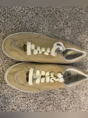 Chaps Tan Canvas Lace-Up Low-Top Sneakers